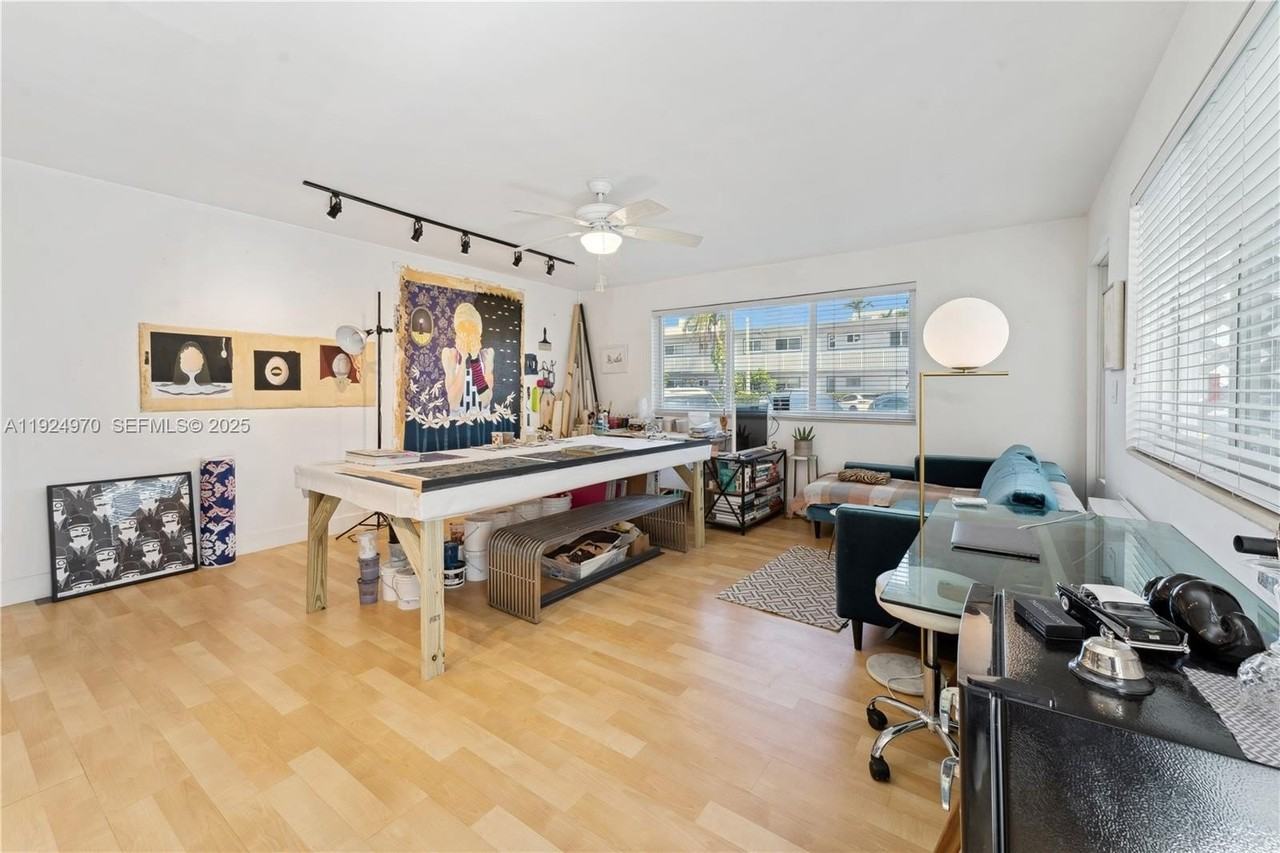 7440 Byron Ave #1B - Photo 4 of 16