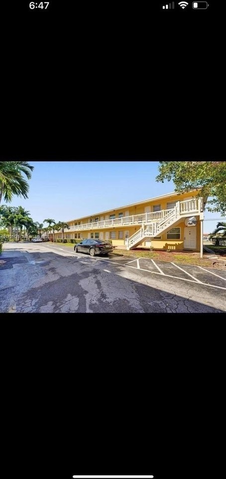 4050 Ne 12th Ter #13-1