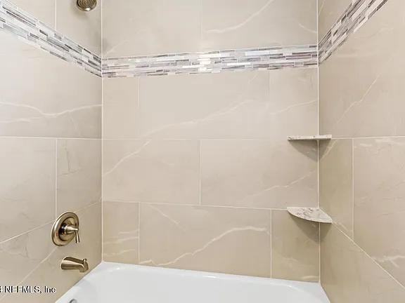 Stonehurst Rd N - Photo 3 of 13