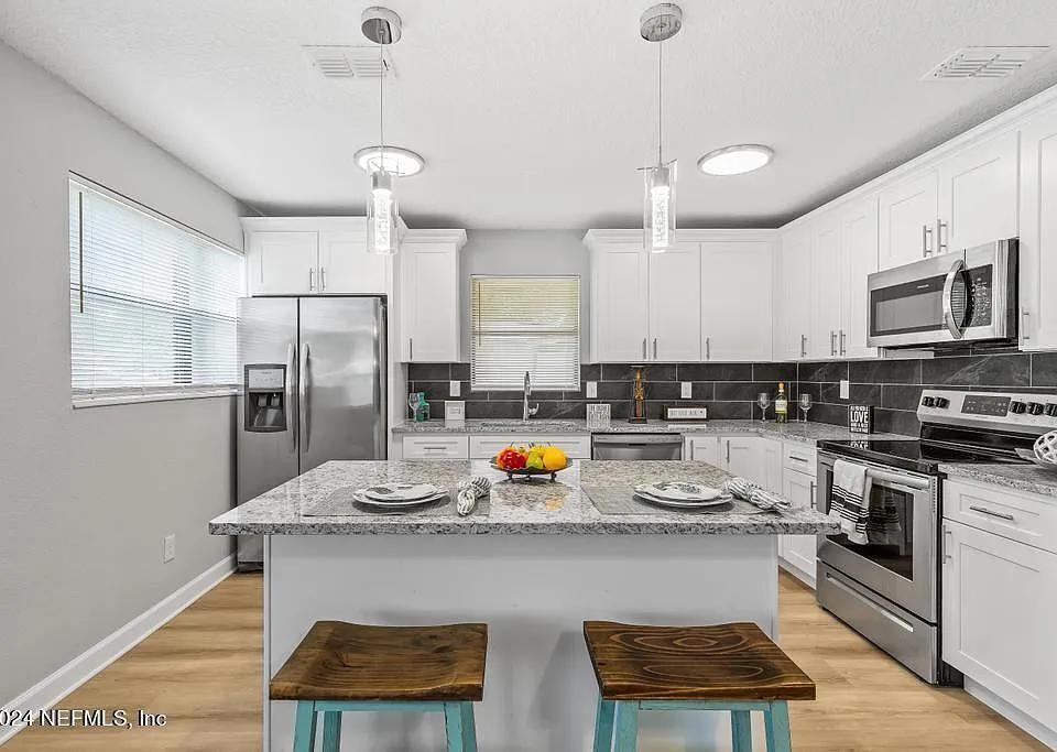 Stonehurst Rd N - Photo 6 of 13