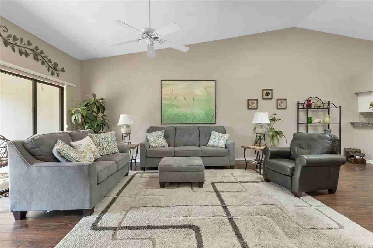 5036 Ludden Court - Photo 2 of 13