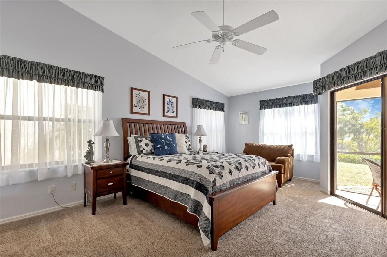 5036 Ludden Court - Photo 5 of 13