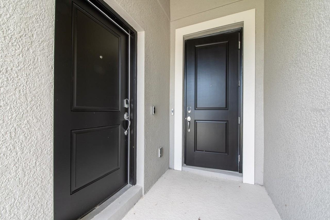 1480 Peach Creek Dr - Photo 2 of 29