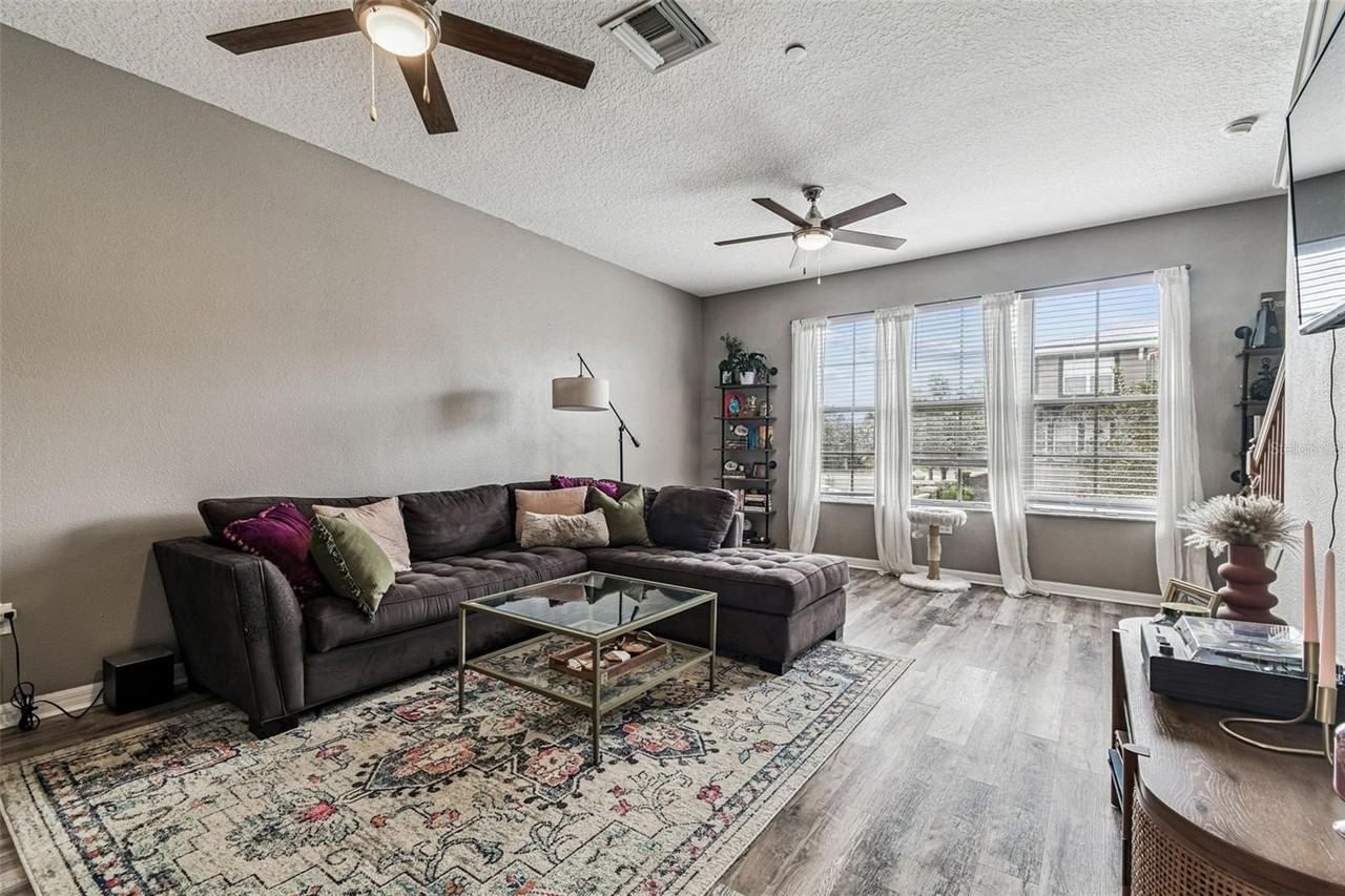 2503 Middleton Grove Dr - Photo 7 of 39