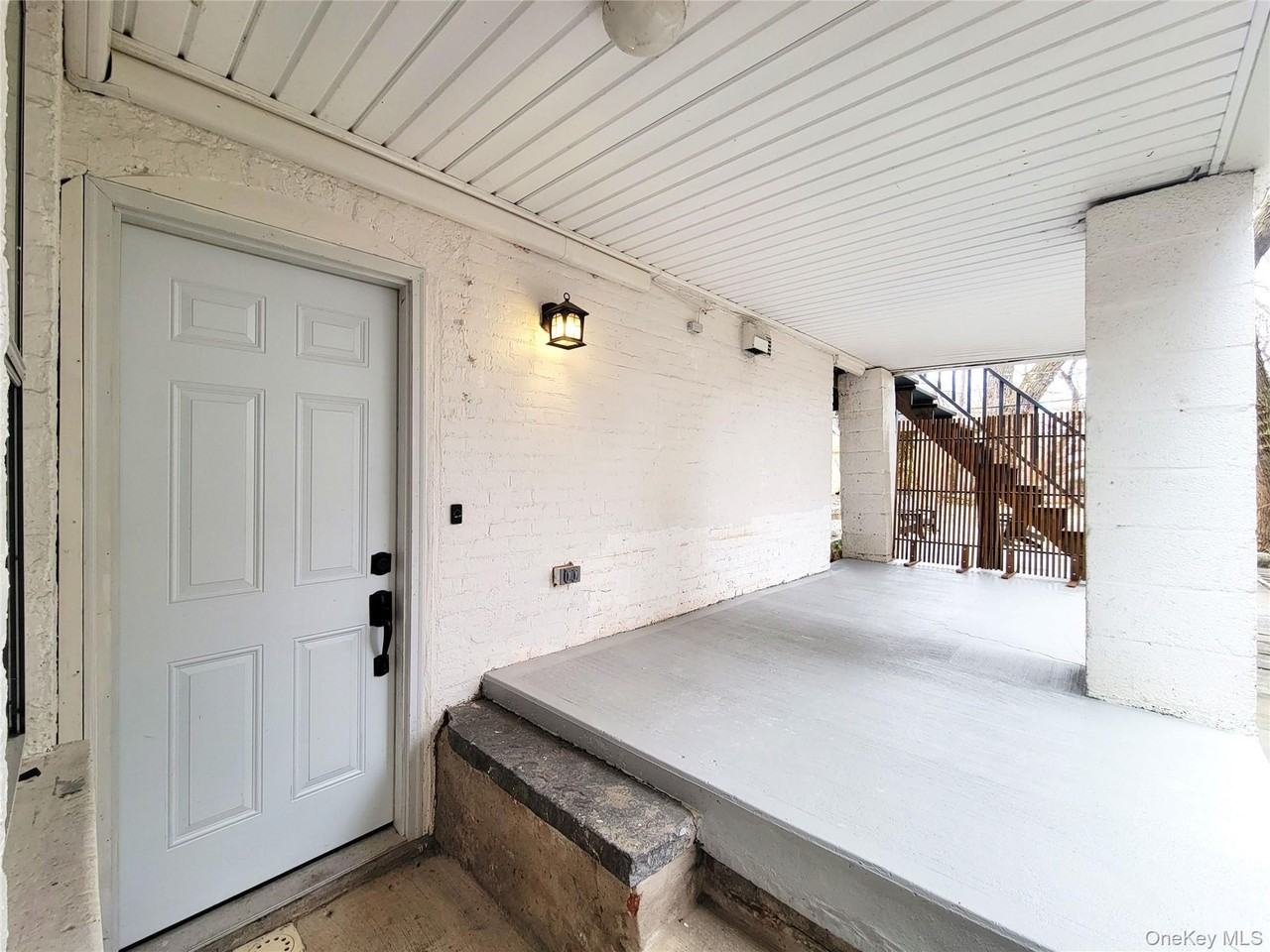 284 Liberty Street #B - Photo 6 of 14