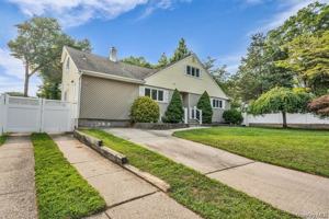 featured image of 2810 Chestnut Avenue #1stFL