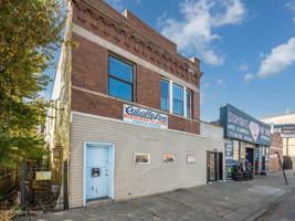 featured image of 4024 North Kedzie Avenue #2