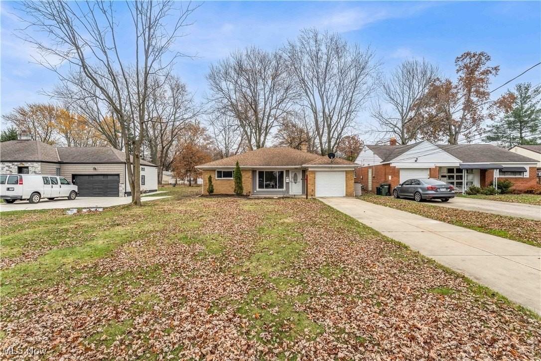 6775 Middlebrook Boulevard - Photo 2 of 25