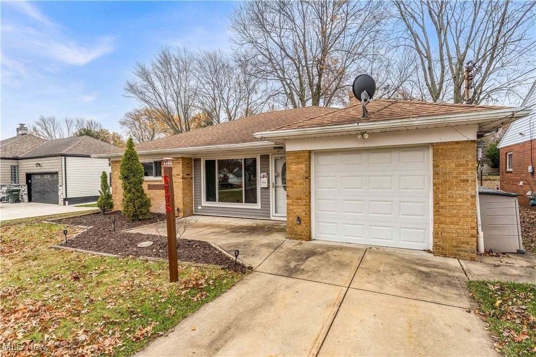 6775 Middlebrook Boulevard - Photo 3 of 25