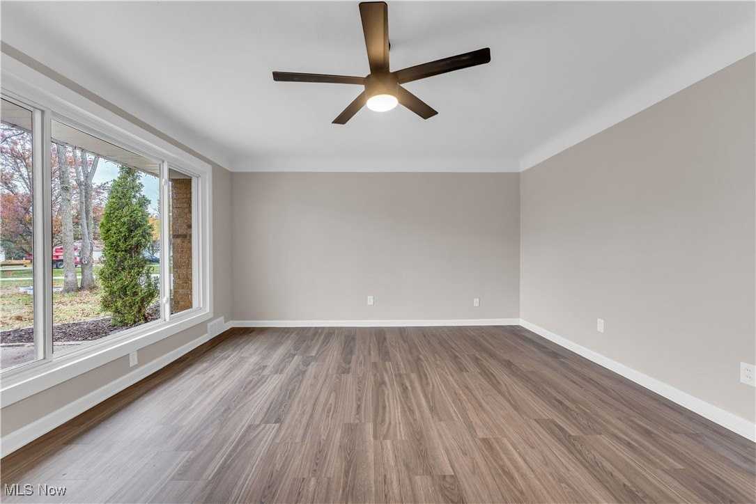 6775 Middlebrook Boulevard - Photo 6 of 25