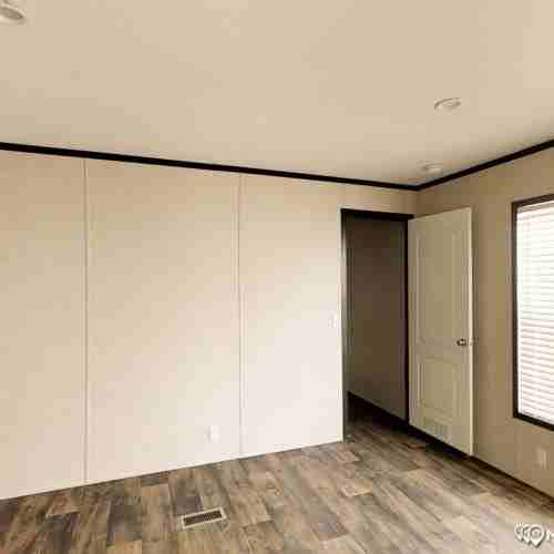 106 Zoe Av - Photo 7 of 11