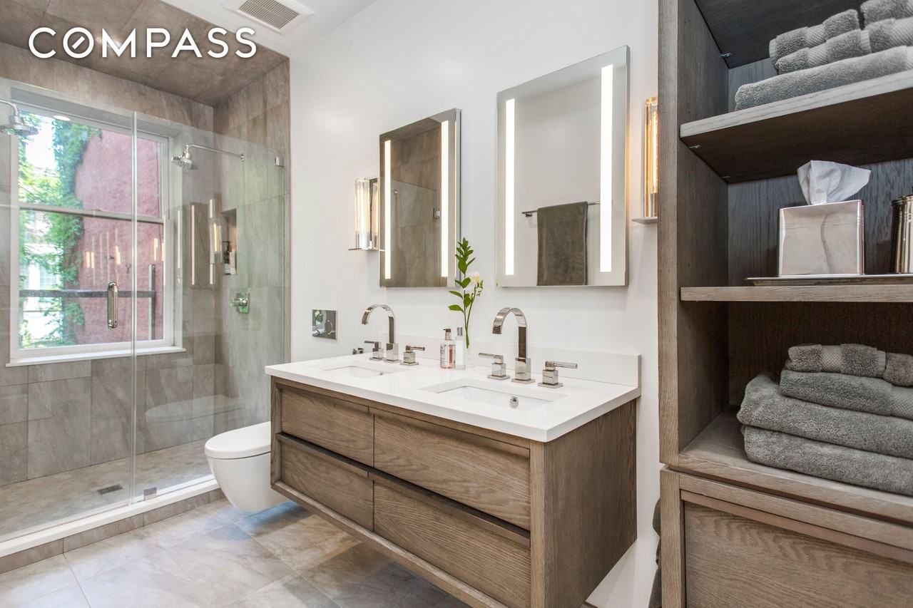 121 W 15th St #2 - Photo 7 of 13