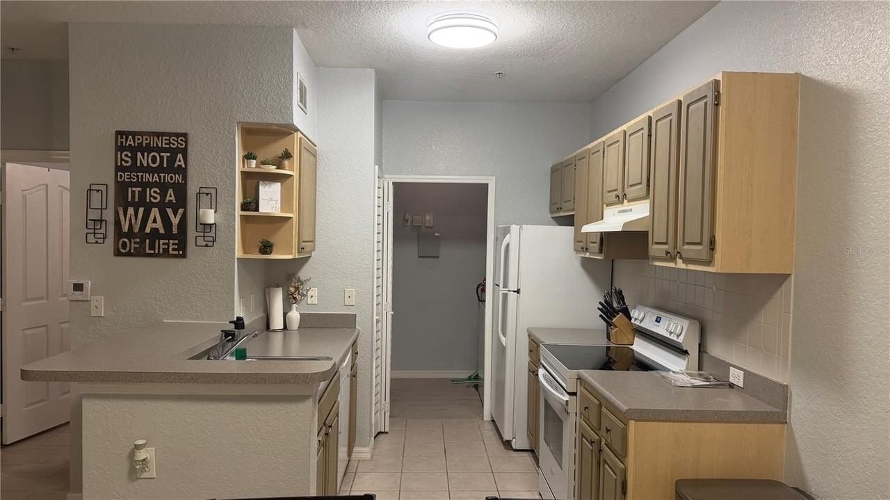 2718 Maitland Crossing Way #105 - Photo 4 of 23