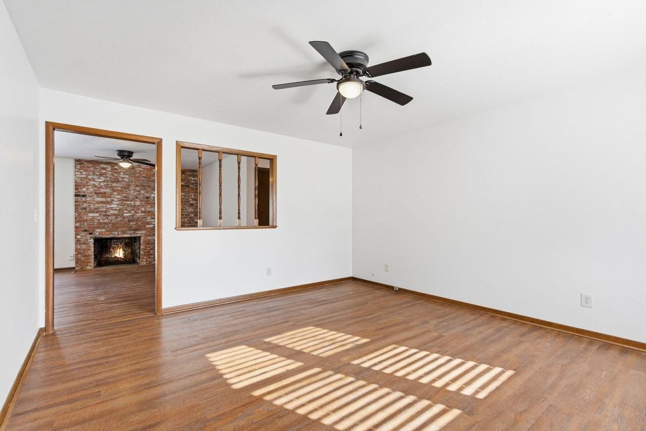 1317 E Sunset St - Photo 4 of 27