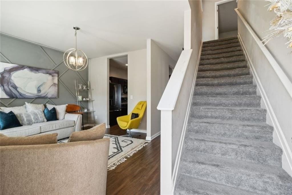 151 Humphry Ct - Photo 5 of 50