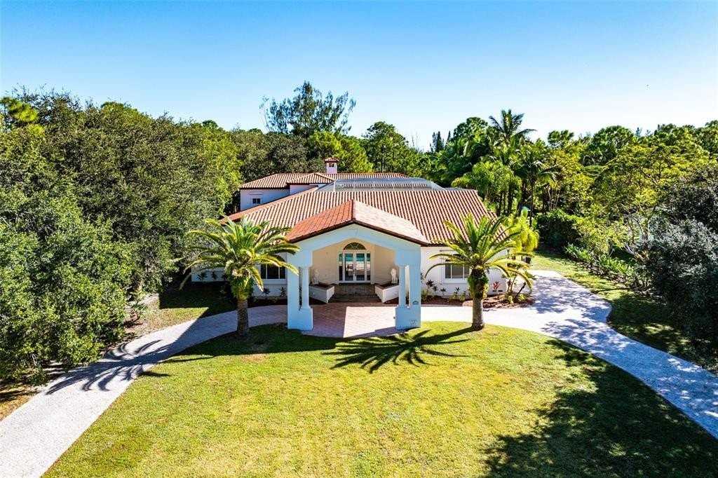 7132 Nw 62nd Ter - Photo 2 of 50