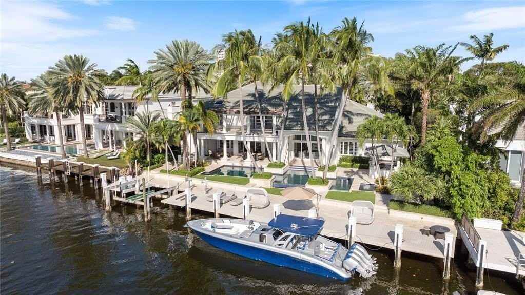 1313 E Lake Dr - Photo 3 of 50