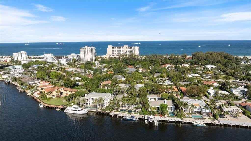 1313 E Lake Dr - Photo 5 of 50