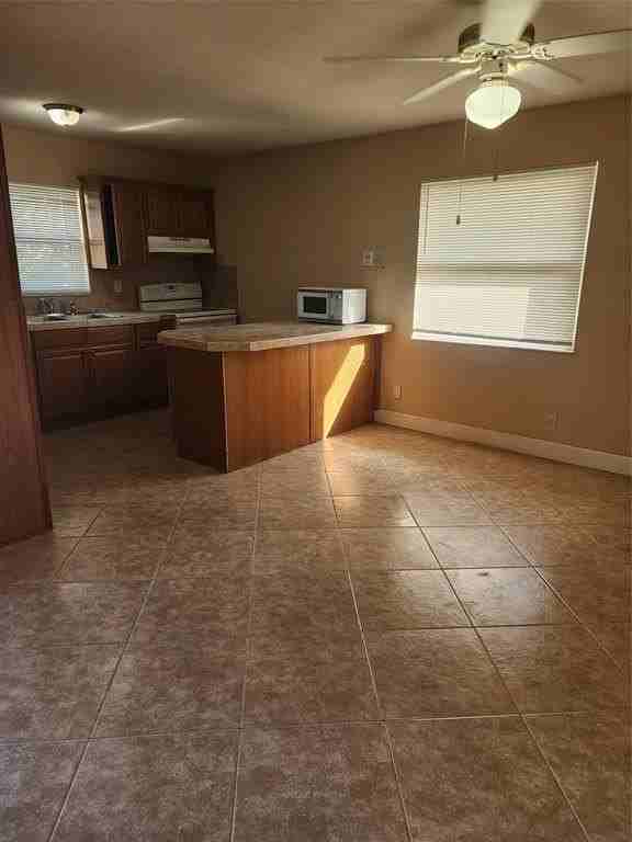 4150 Woodside Dr #3 - Photo 4 of 8