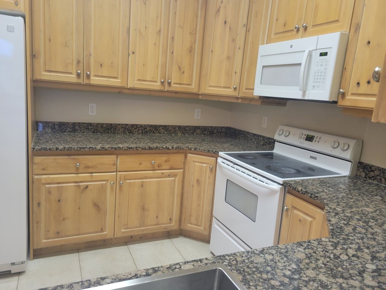 169 S Pleasant Grove Blvd #59 - Photo 4 of 15