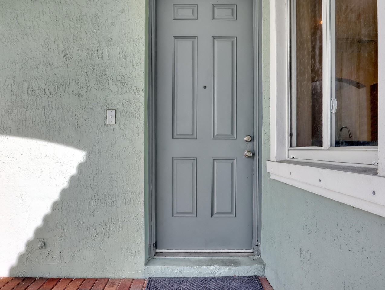 2226 Oakmont Dr - Photo 6 of 38