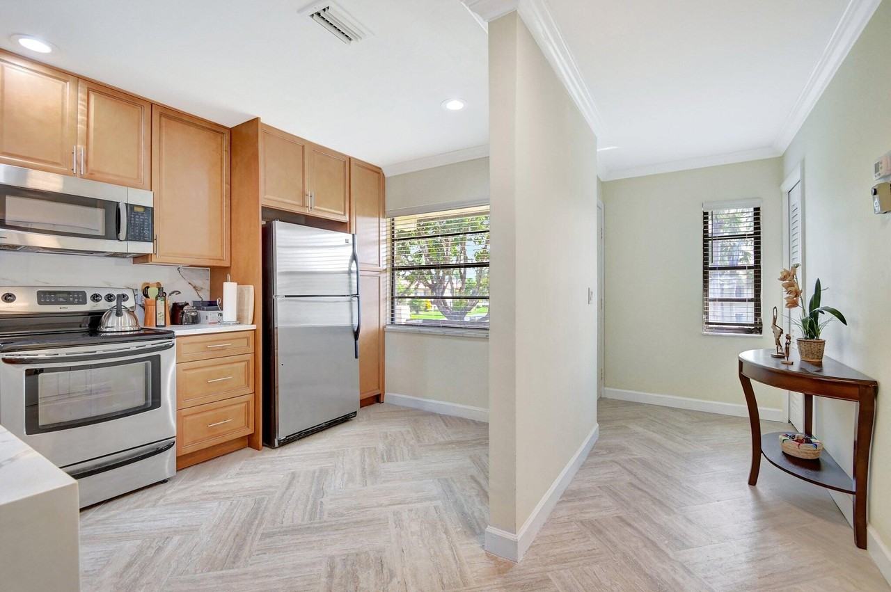 21209 21209 Lago Circle Circle #12G - Photo 7 of 39