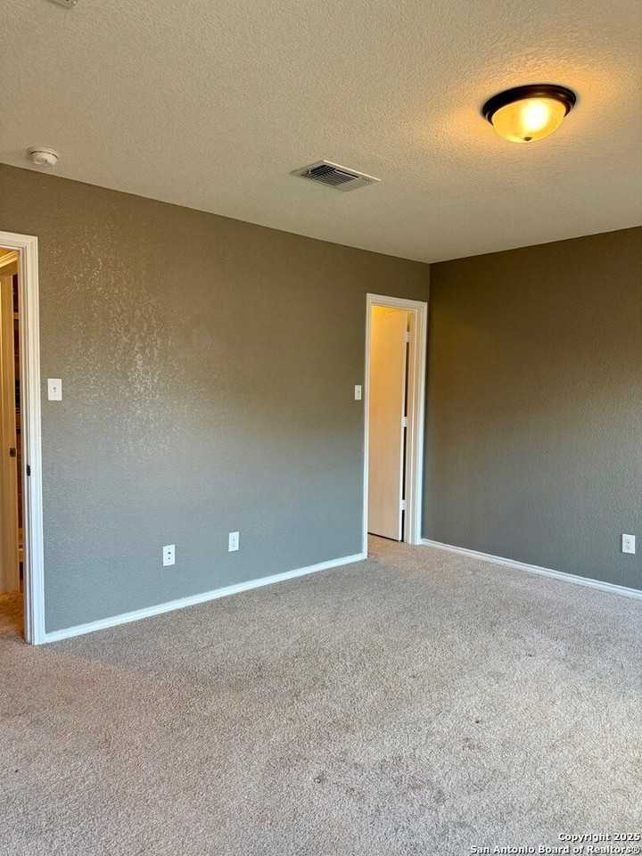 2250 Sundrop Bay - Photo 7 of 17