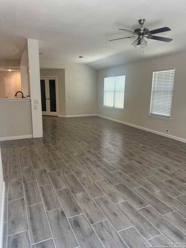 15727 Cotton Tail Lane - Photo 7 of 23