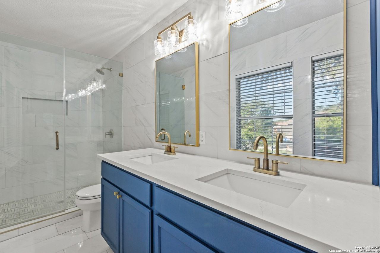 10003 Silver Park - Photo 2 of 27