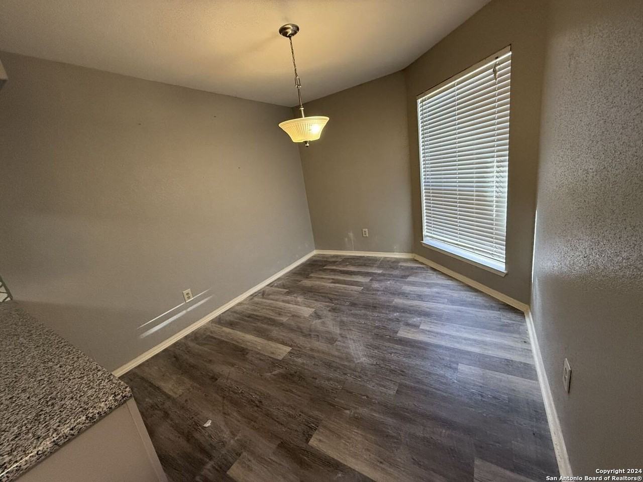 4918 Ali Avenue - Photo 4 of 14