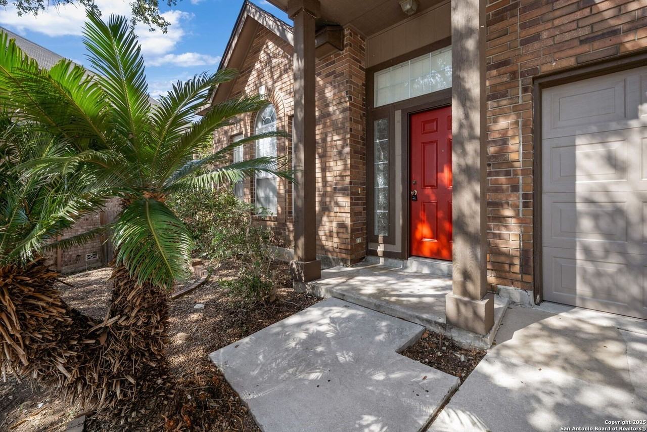 7727 Plainsman - Photo 4 of 35