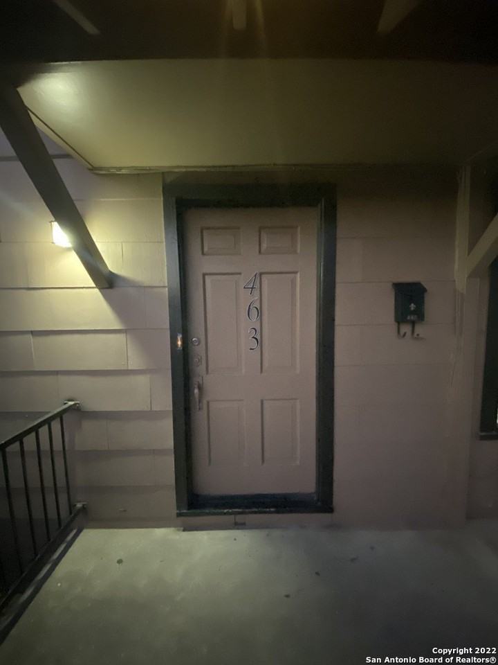 463 Bryn Mawr Dr - Photo 2 of 19