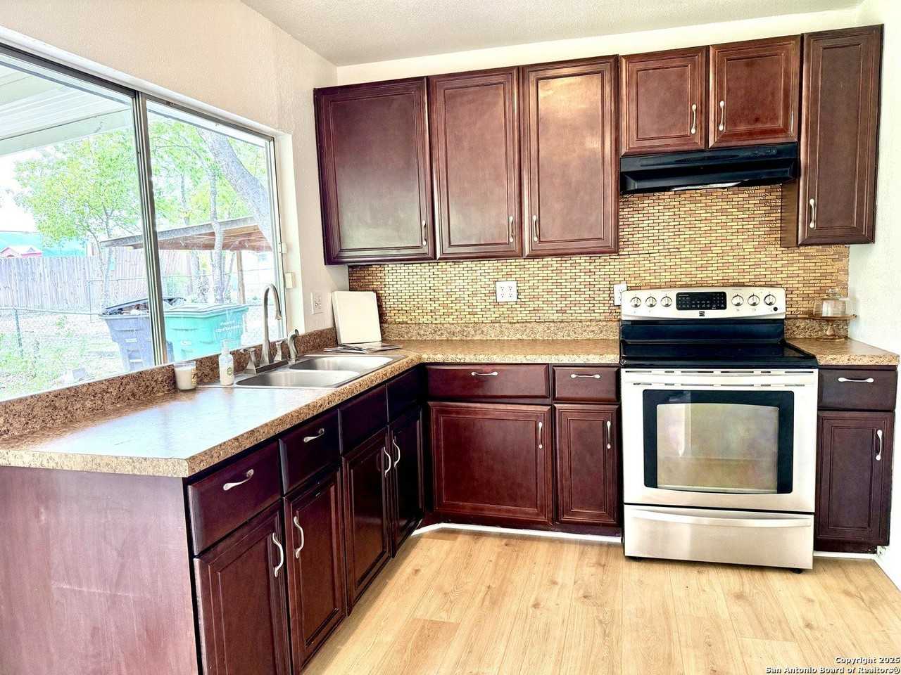 4723 Castle Rose - Photo 7 of 16