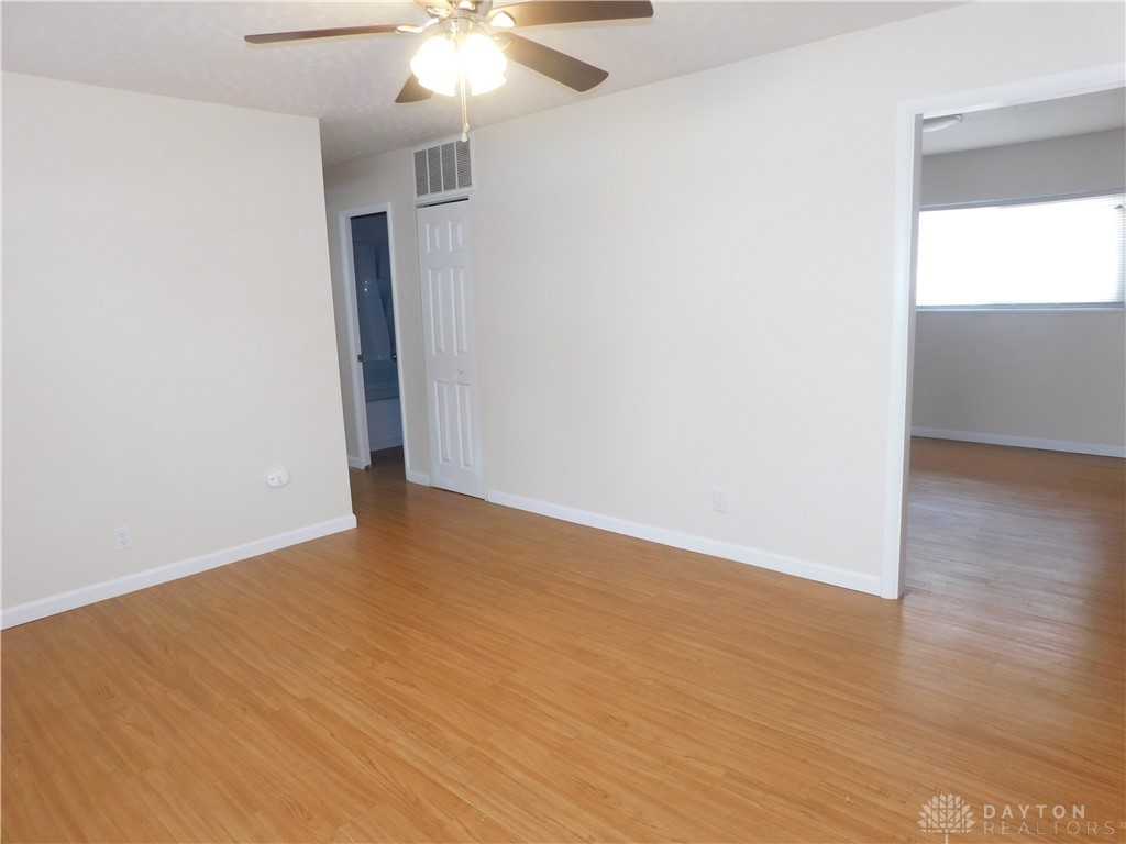 608 Monaco Drive - Photo 4 of 15