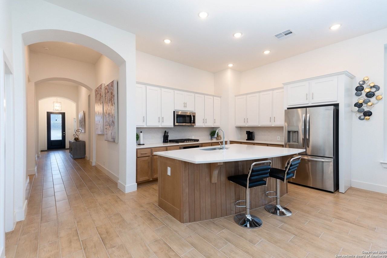 12231 Old Gage Rnch - Photo 6 of 42