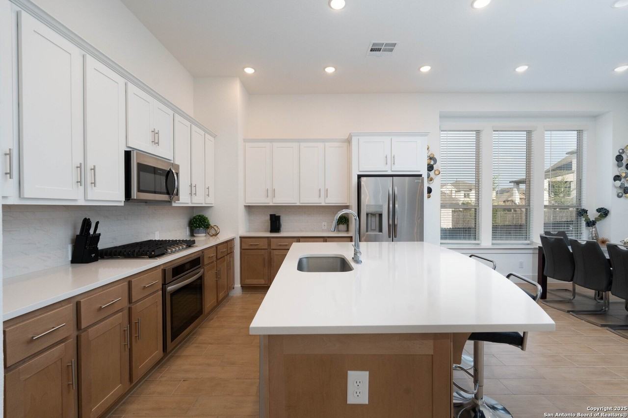 12231 Old Gage Rnch - Photo 7 of 42