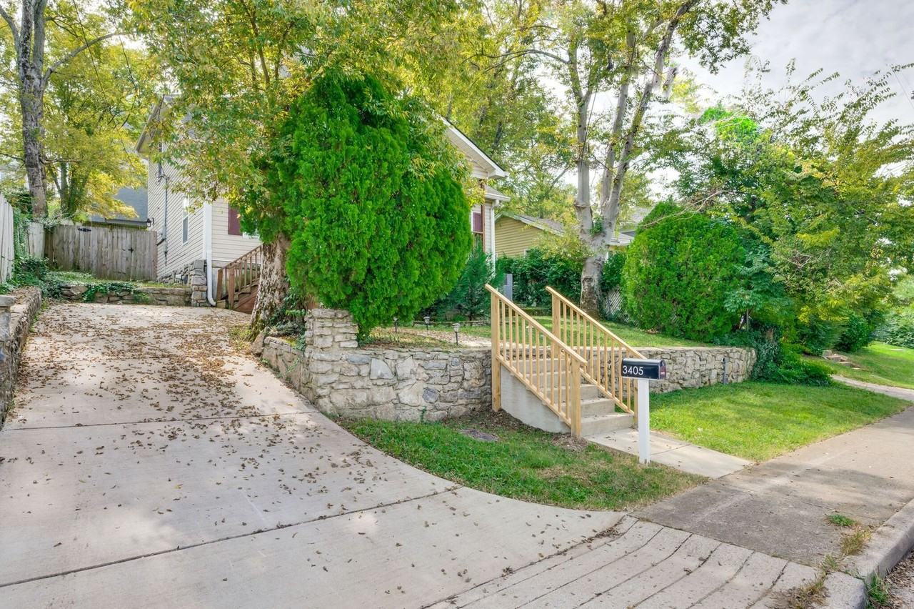 3405 Elkins Ave - Photo 4 of 34