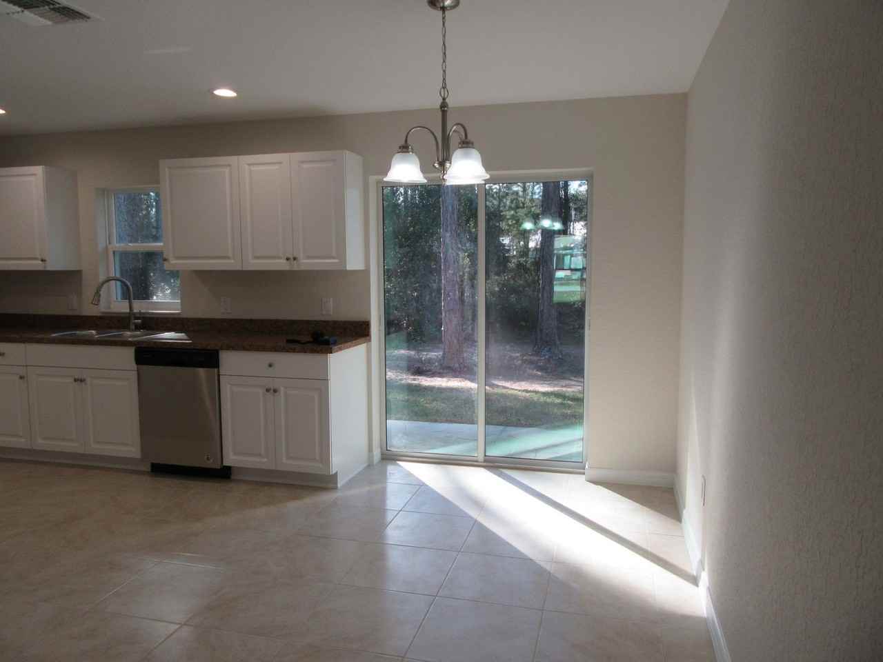 20 Locust Dr - Photo 4 of 22