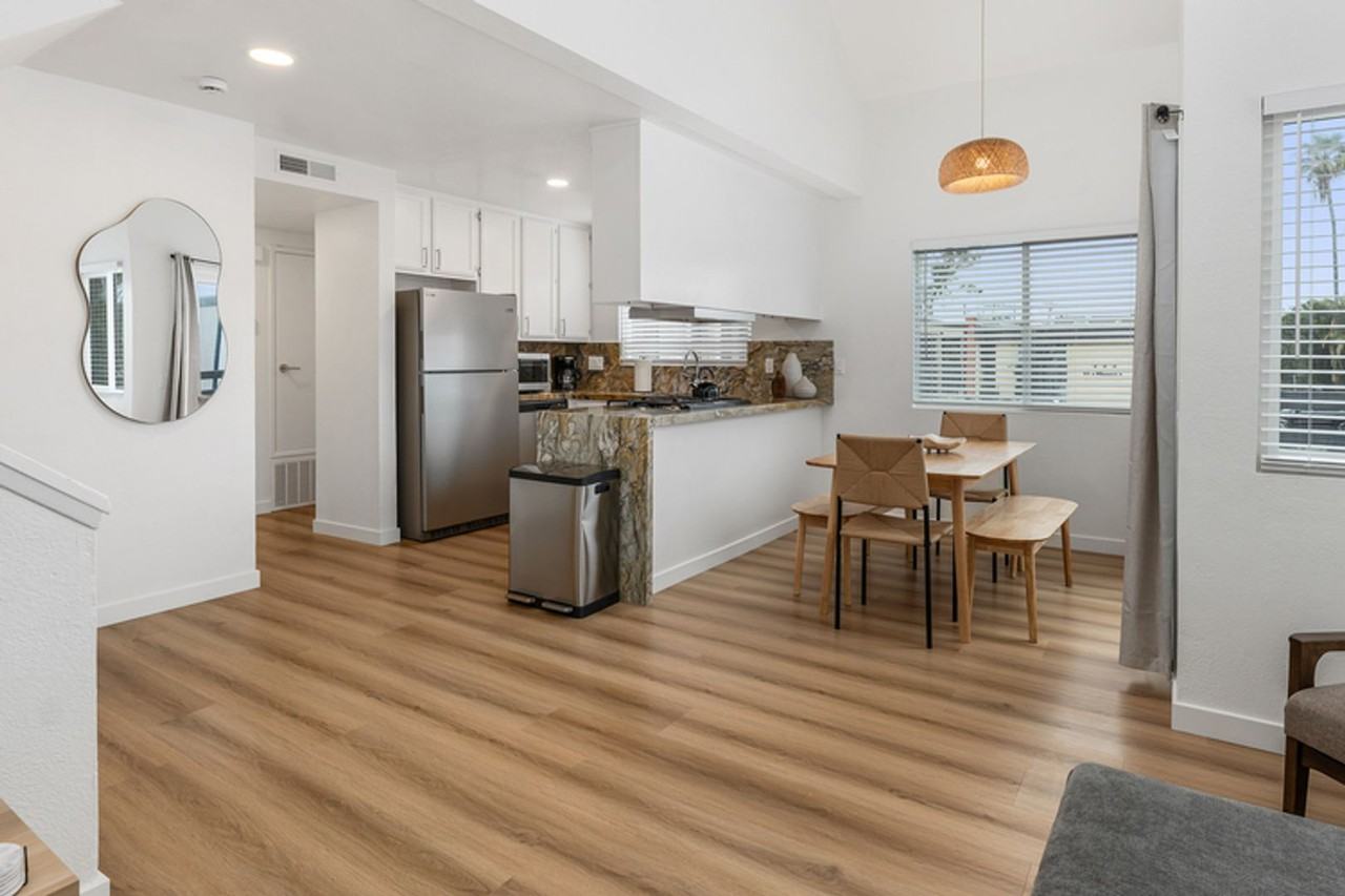 813 Isthmus Court - Photo 7 of 19