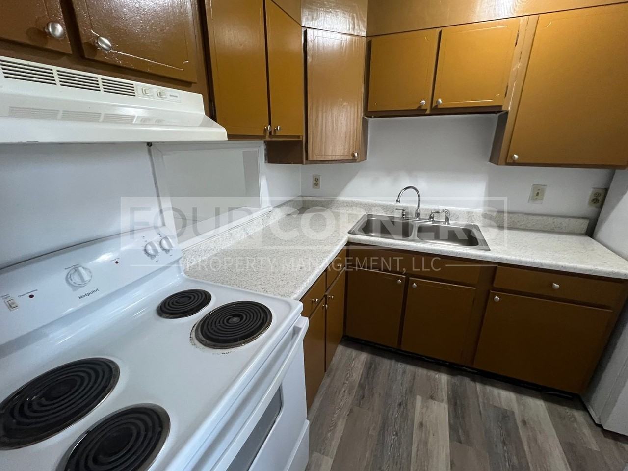 2303 Vanstory St - Photo 3 of 7