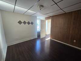 featured image of 230 N 10th St