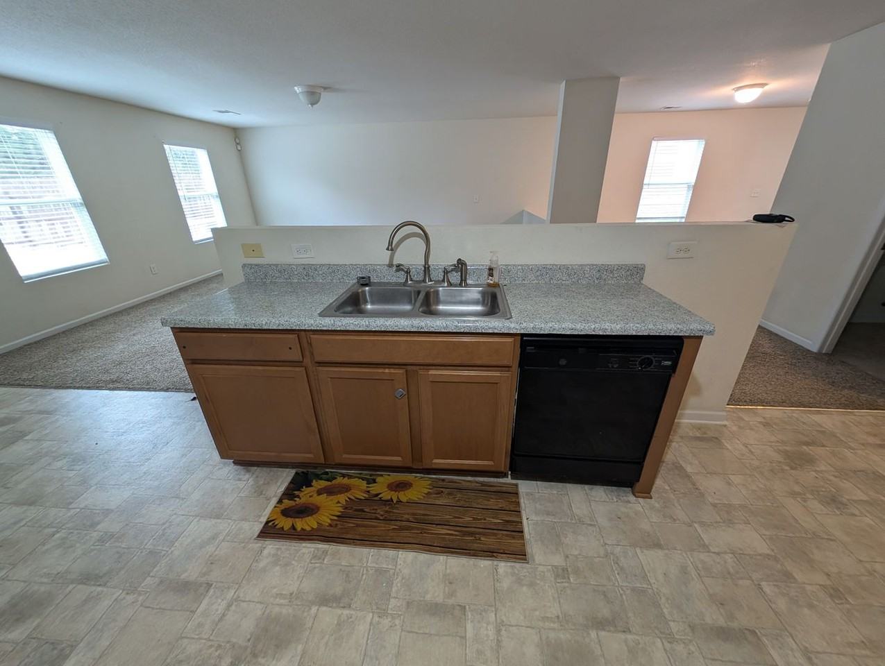 204 Valleyside Dr Ne - Photo 3 of 27