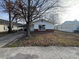 featured image of 707 South Bentley Street