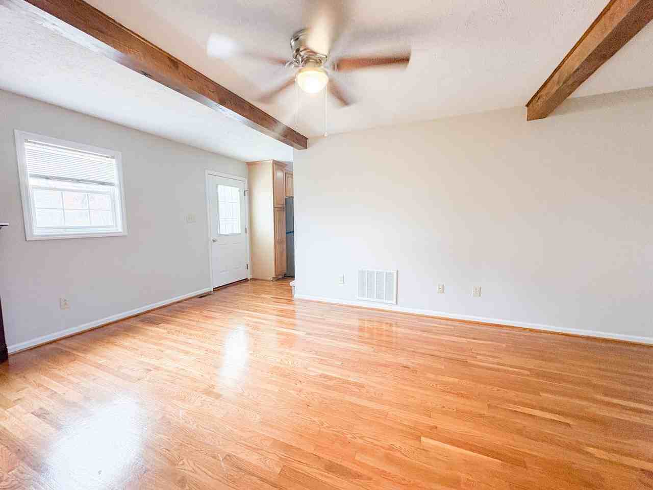 4735 Camden Road - Photo 5 of 24