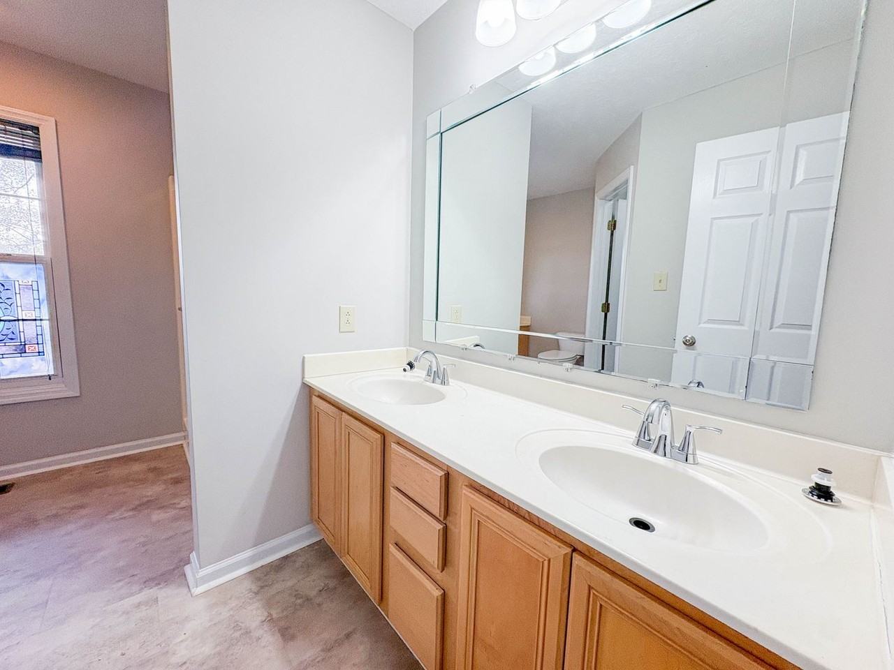 4735 Camden Road - Photo 7 of 24