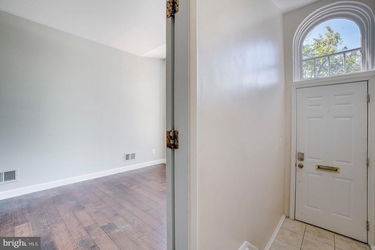 1522 East Baltimore Street #1 - Photo 7 of 26