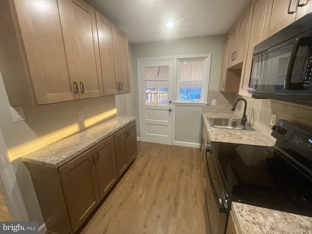 316 Prospect St - Photo 6 of 14