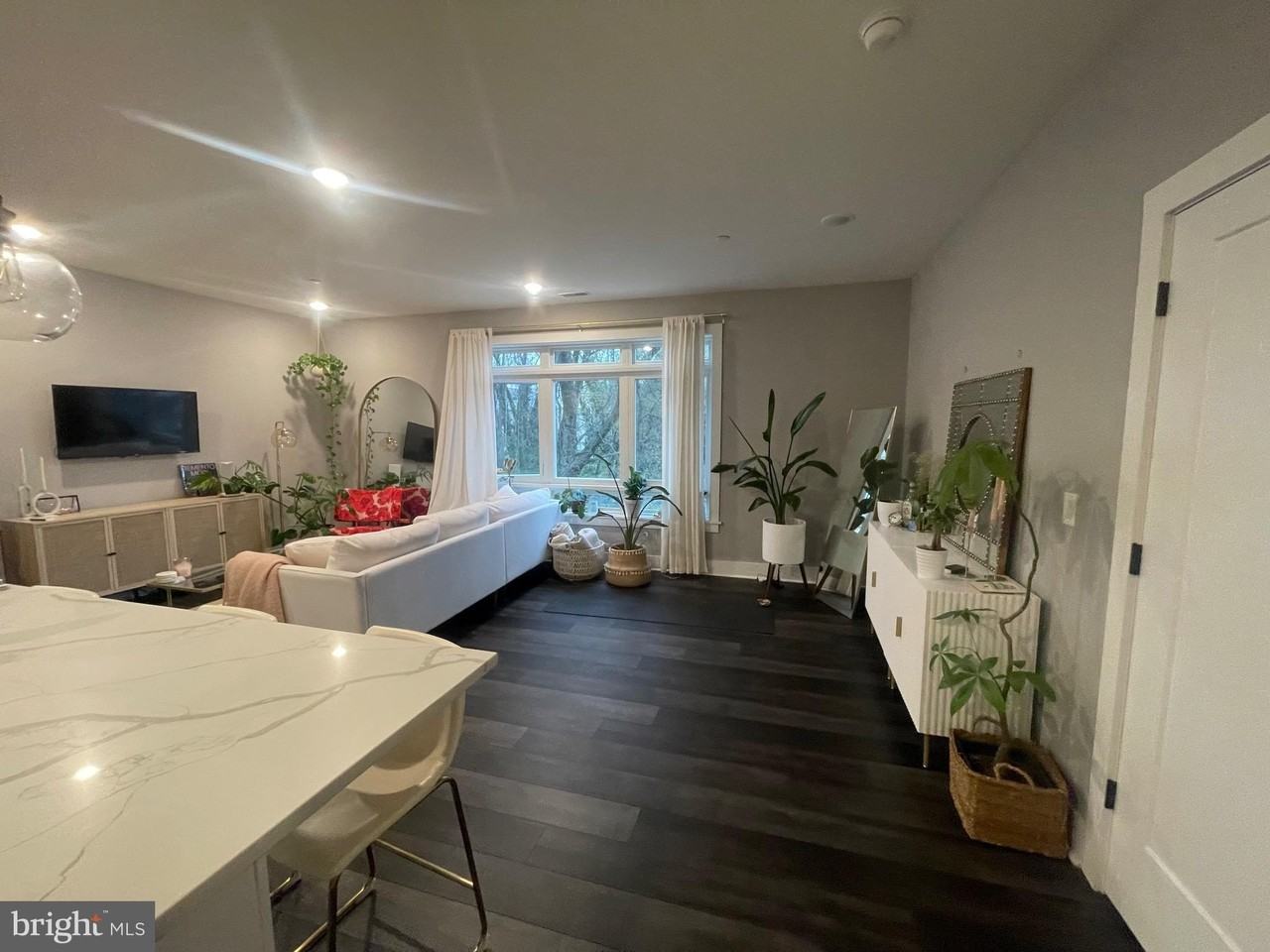 4001 Ridge Avenue - Photo 6 of 26