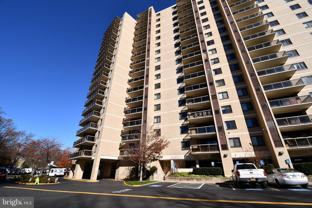 307 Yoakum Pkwy #606 - Photo 1 of 1