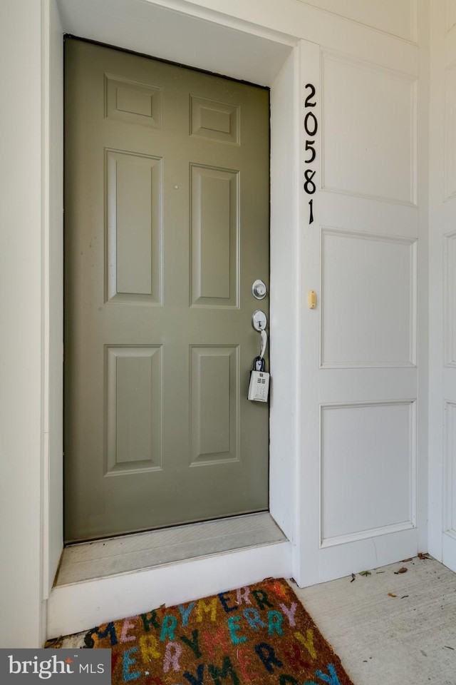 20581 Geddes Terrace - Photo 3 of 37